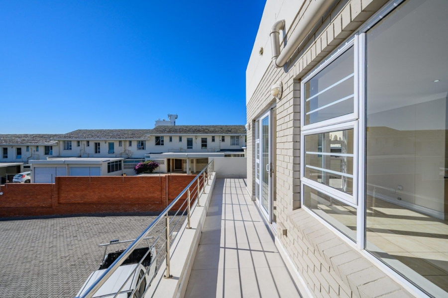 2 Bedroom Property for Sale in Humewood Eastern Cape